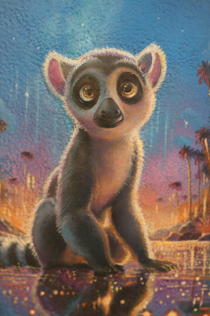 南国の水辺にたたずむワオキツネザルの長財布