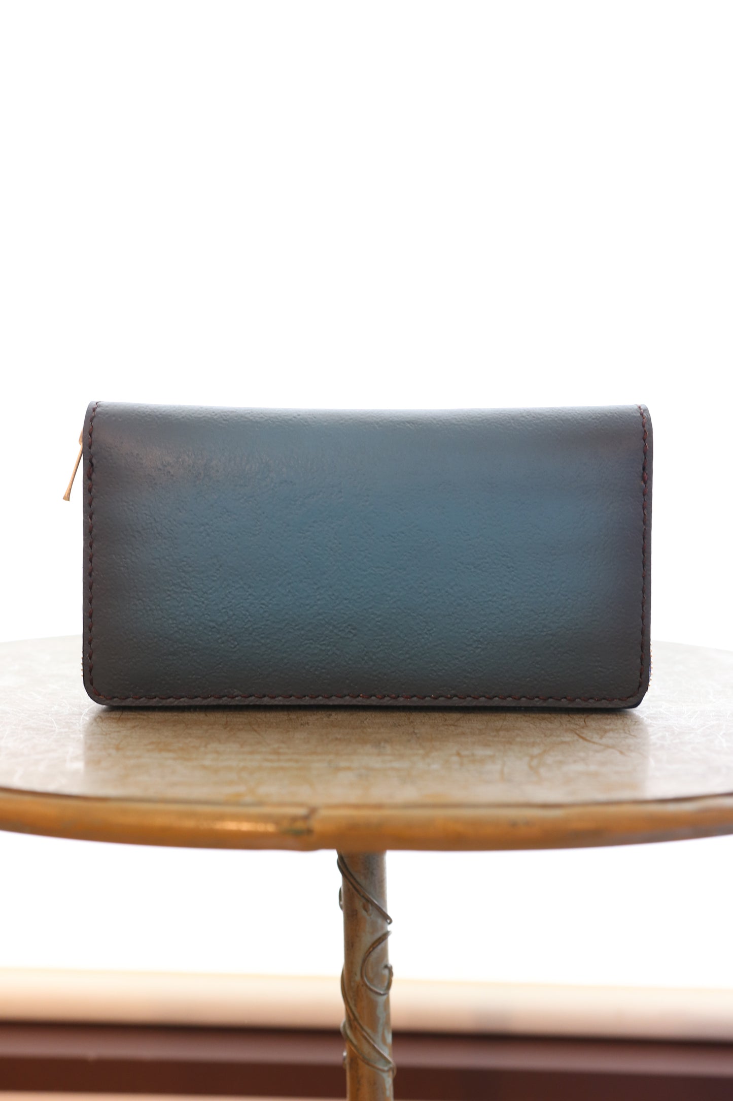 プロヴァンス地方の2匹の犬の長財布