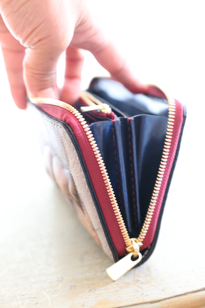 セレクトショップの店員さんがクマの長財布