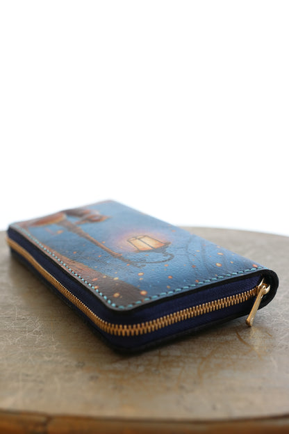 夜空を見上げるリスの長財布